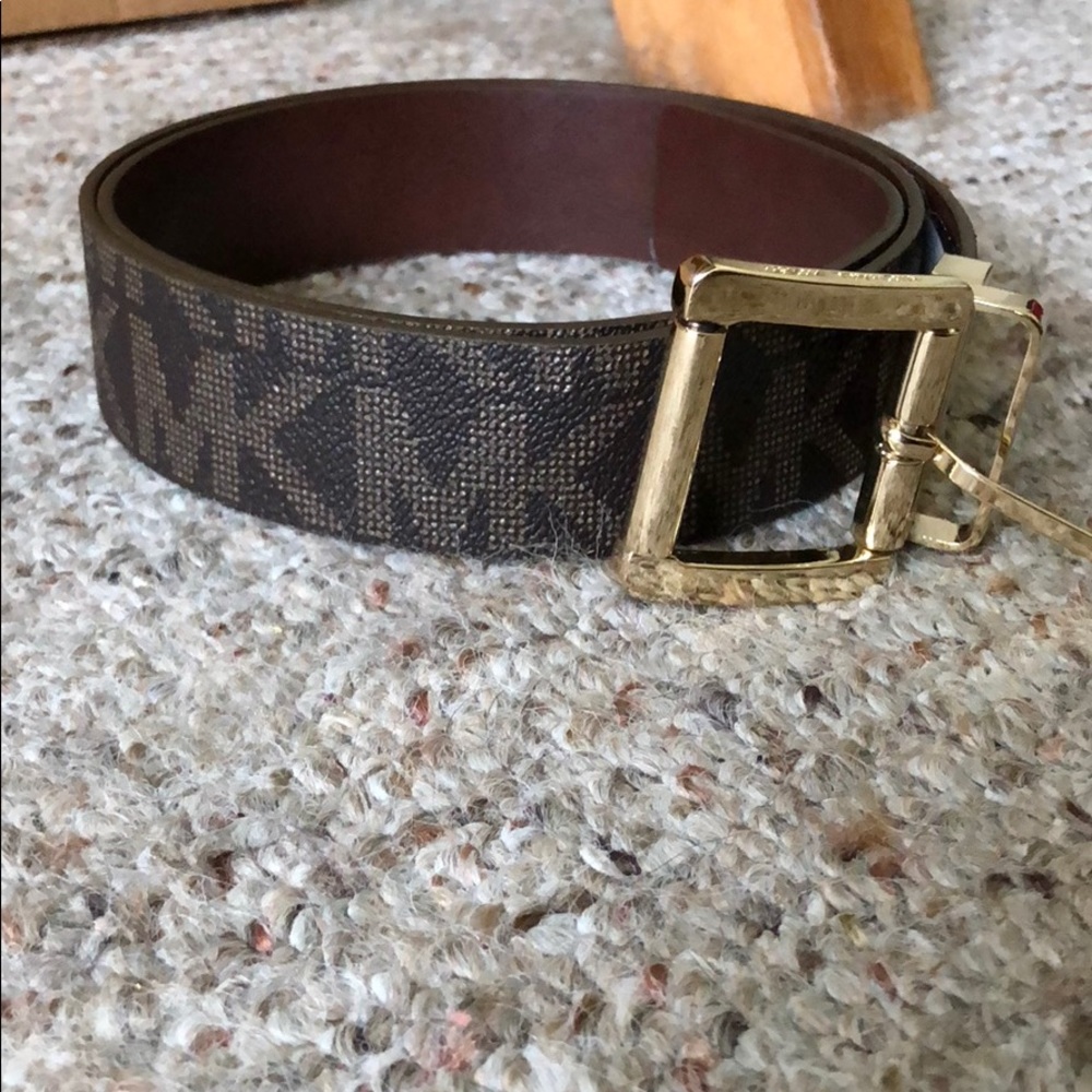 BRAND NEW MICHAEL KORS BELT!!!!